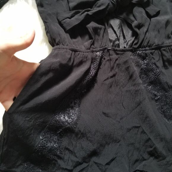 Do + Be Black Lace Tie Front Romper Small - Picture 5 of 9